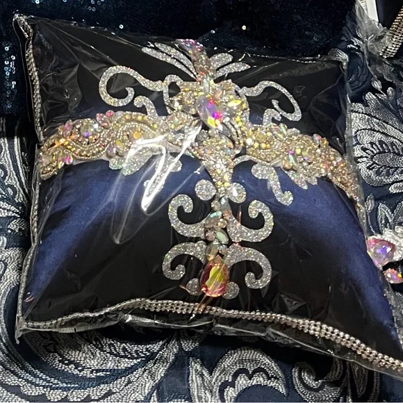 Quince accessories brand new